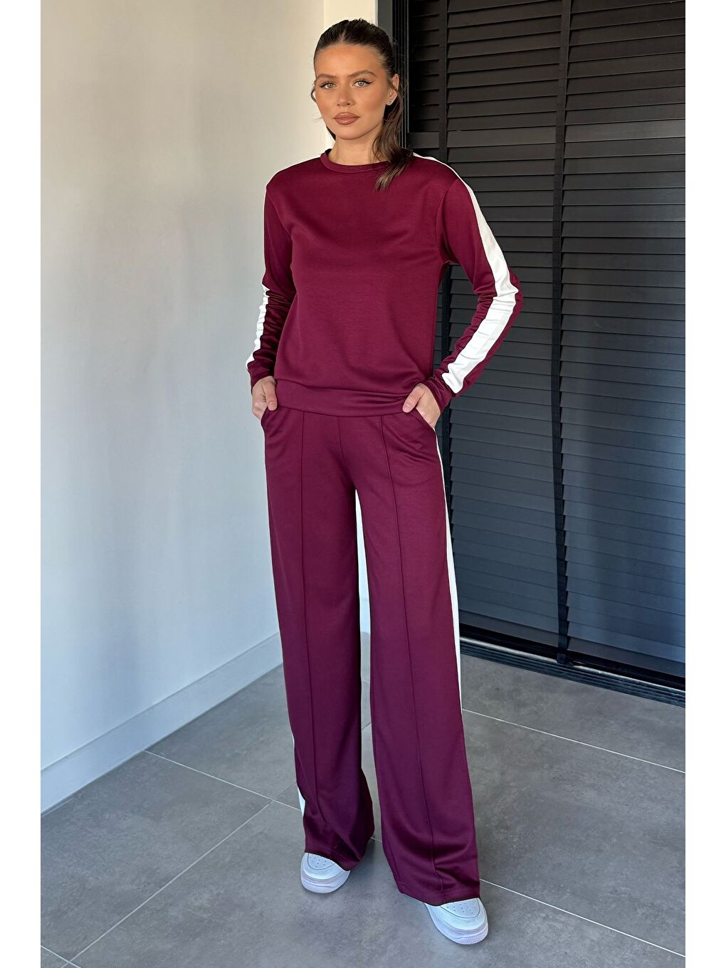 Bordo Bisiklet Yaka Şeritli Sweat Çimalı Pantolon İkili Takım-1