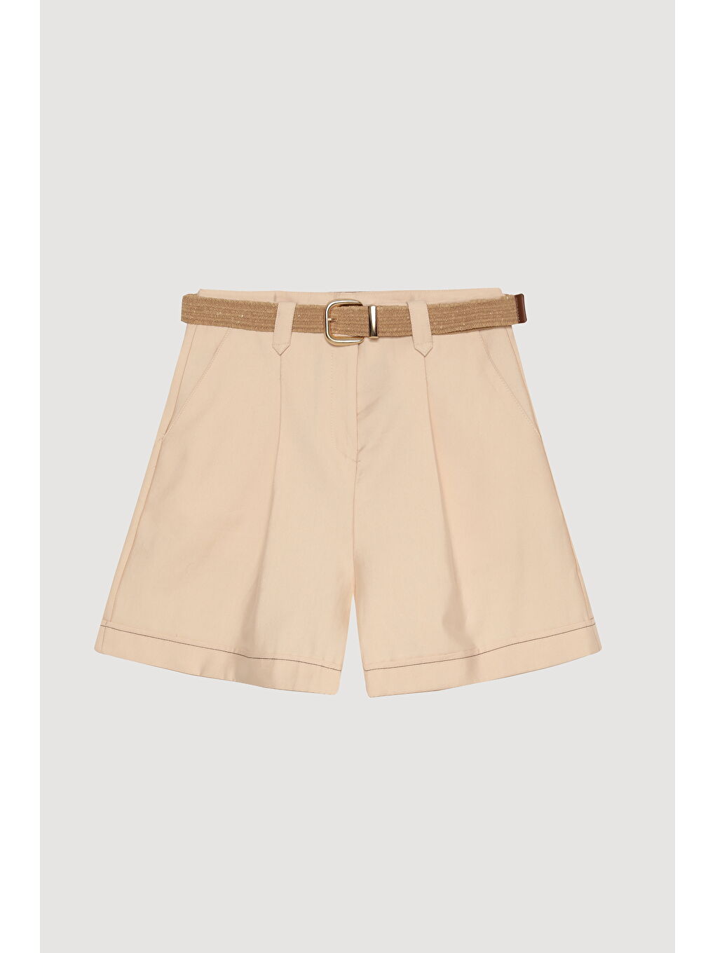 Hasır Kemer Aksesuarlı Pile Detaylı Mini Şort Bej-1