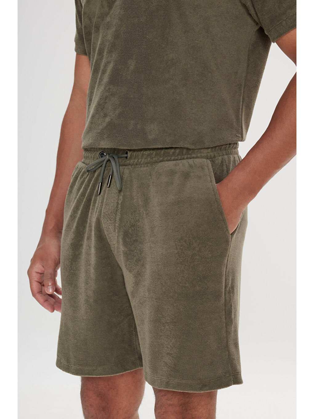 Erkek Haki Standart Fit Normal Kesim Havlu Şort-3