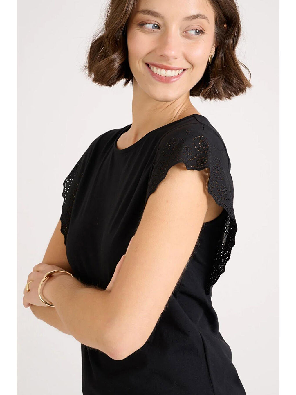 Siyah % 100 Pamuk Relaxed Fit Dantel Detaylı Bluz 25Y1203K1-3