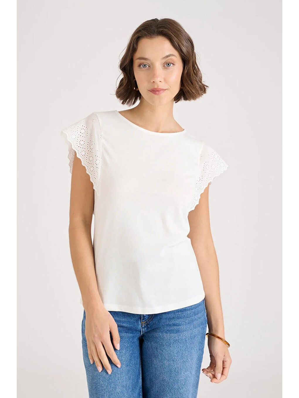 Ekru % 100 Pamuk Relaxed Fit Dantel Detaylı Bluz 25Y1203K1-2