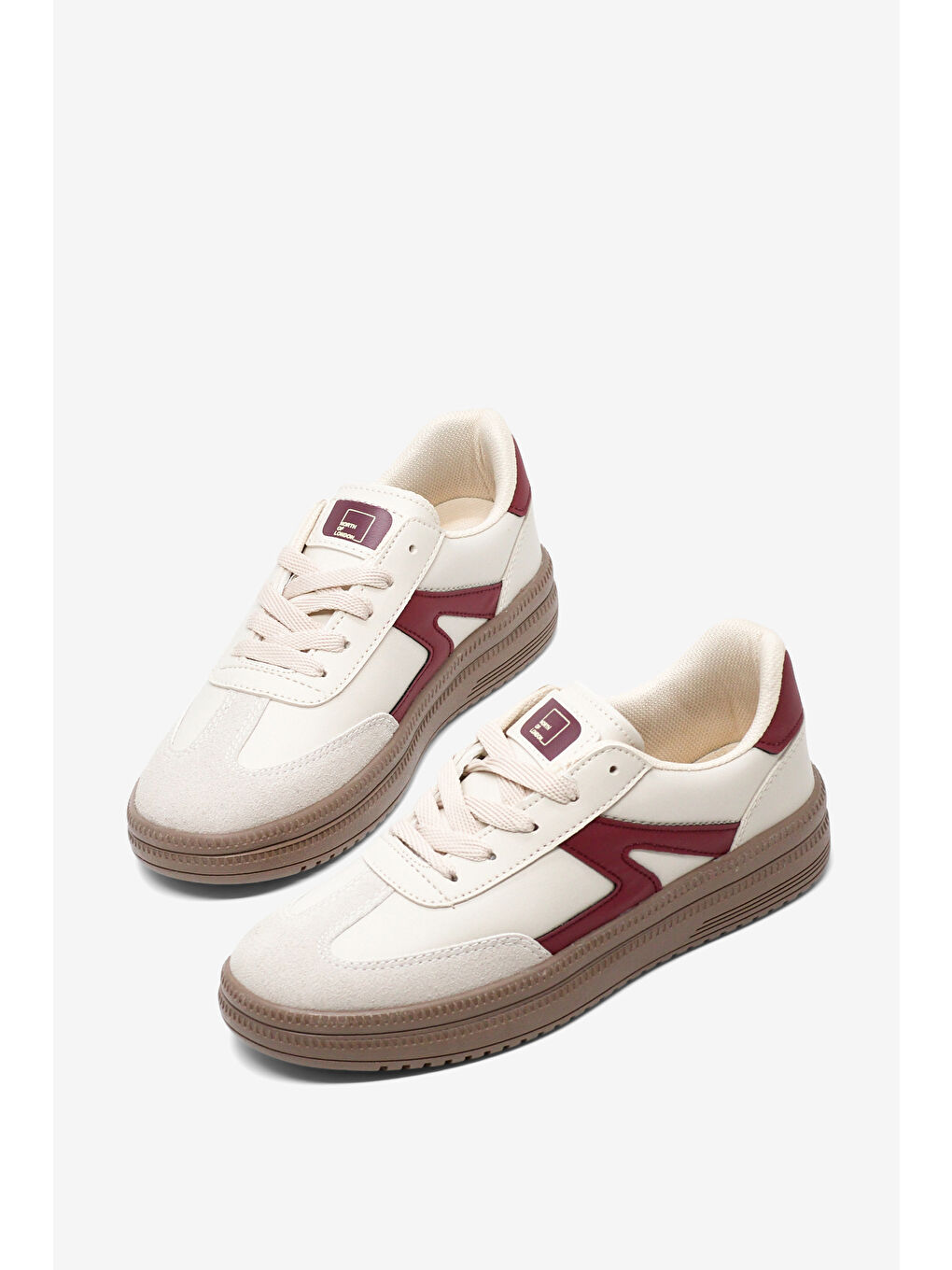 Kadın Bej Bordo Rahat Kalıp Kauçuk Taban Bağcıklı Sneaker