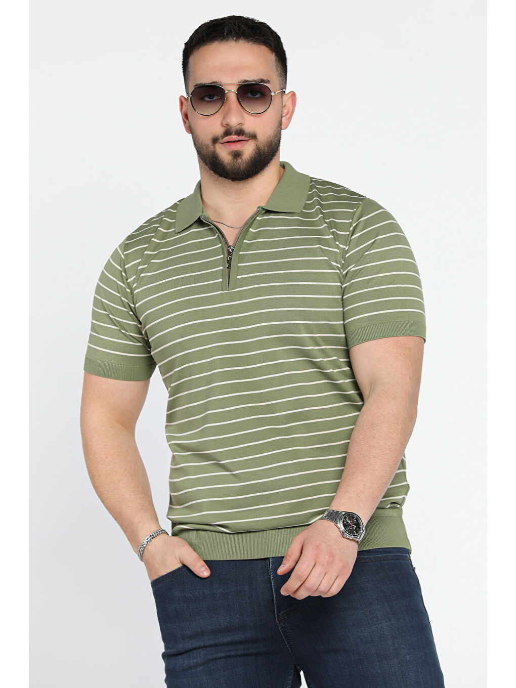 Haki Erkek Polo Yaka Çizgi Desenli Yarım Fermuarlı Triko Tişört