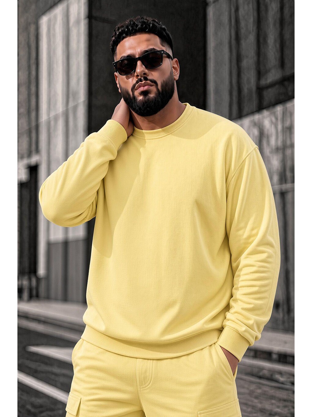 Sarı John Erkek İki İpli Şardonlu Düz Renk Günlük Battal Büyük Beden Bisiklet Yaka Sweatshirt-1