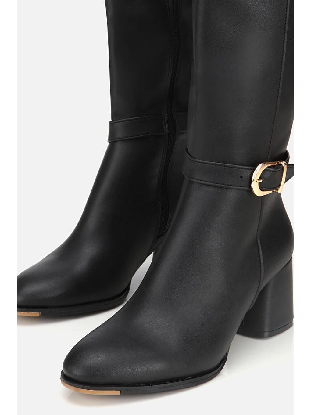 Kadın Siyah Kemer Detaylı Topuklu Çizme-3