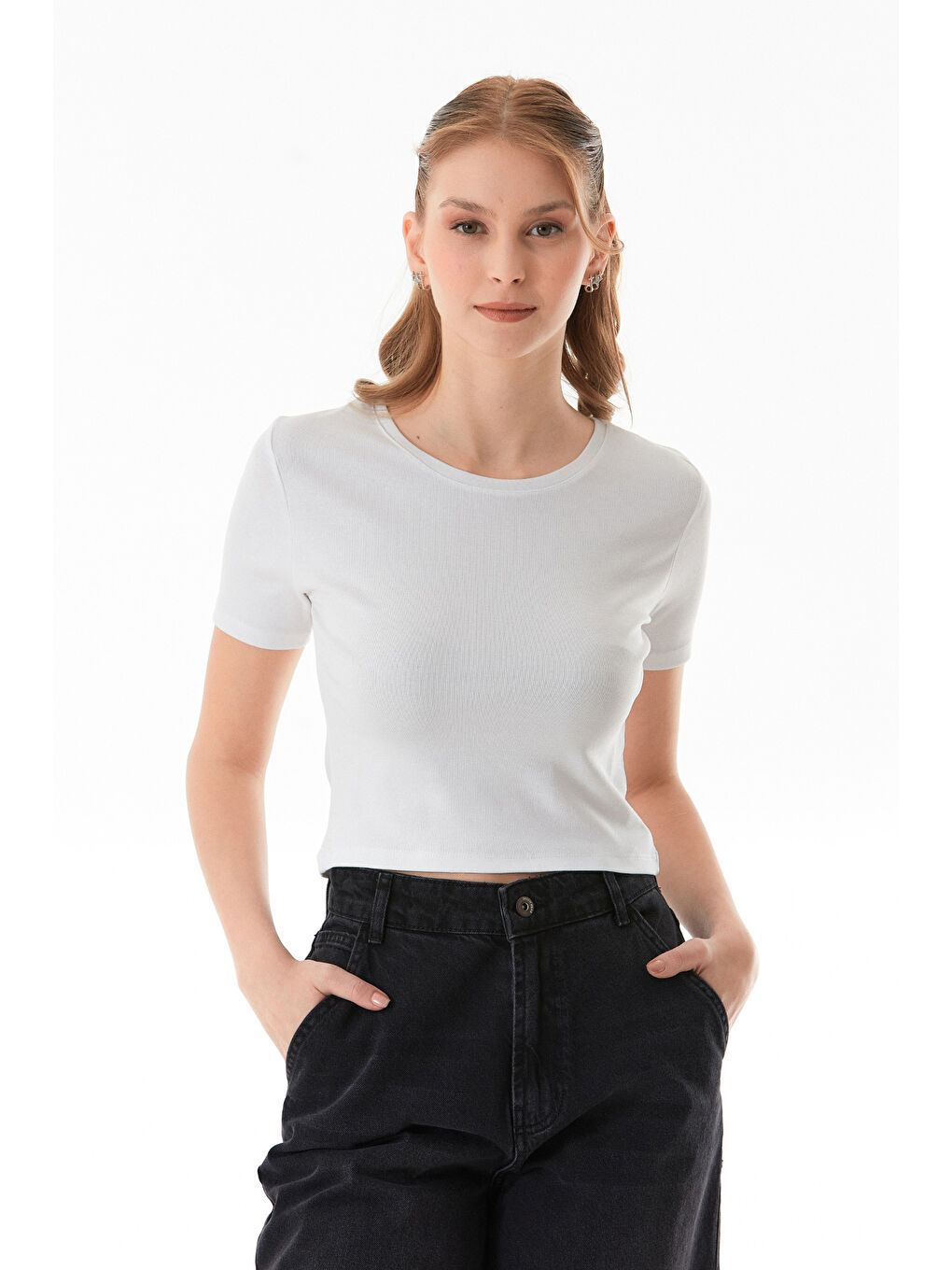 Ekru Basic Bisiklet Yaka Crop Tişört