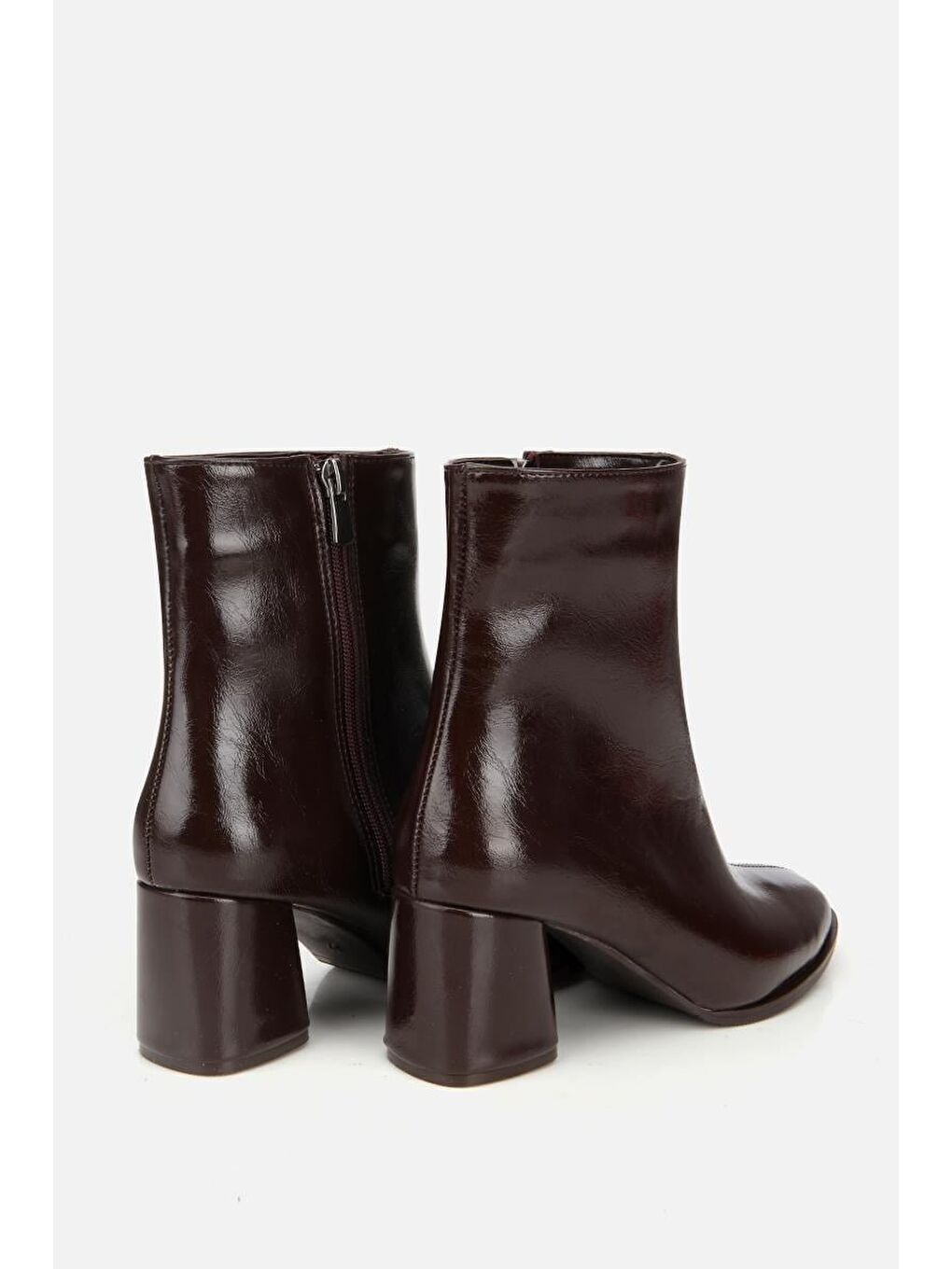 Kadın Rugan Kahverengi Fermuarlı Kalın Topuklu Bot-3