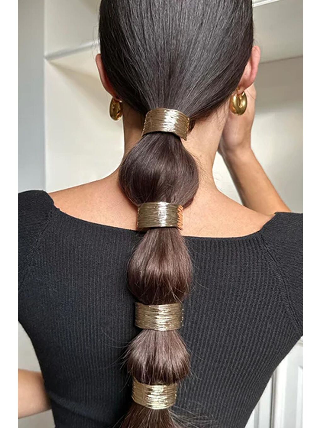 Sarı Çizgi Yüzeyli Yüksek At kuyruğu Tokası lastikli Metal Toka-2