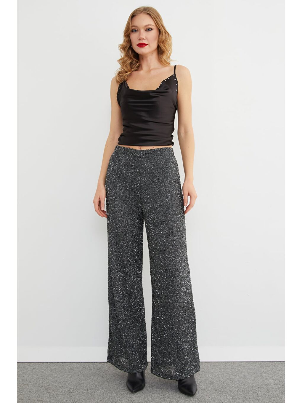 Gri Beli Lastikli Simli Ve Taşlı Palazzo Pantolon-1