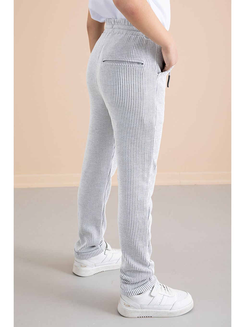 Fitilli Gri Çizgili Erkek Çocuk Beli Lastikli Pantolon 20379-3
