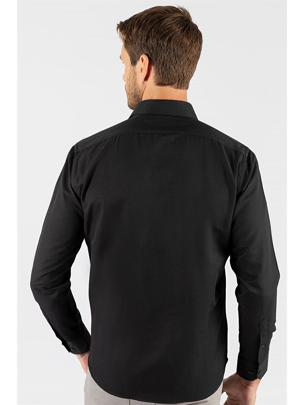 Erkek Regular Fit Klasik Kesim Armürlü Kravatlık Yaka Desenli Siyah Gömlek-3