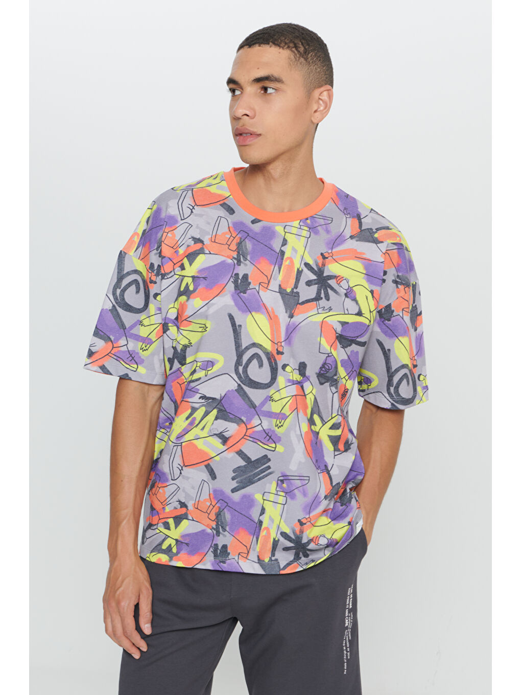 Erkek Sarı Oversize Fit Bol Kesim Pamuklu Baskılı Bisiklet Yaka Tişört