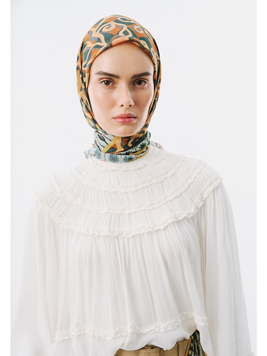 Pembe Bloom Geometry Desen Vual Eşarp Mavi-1