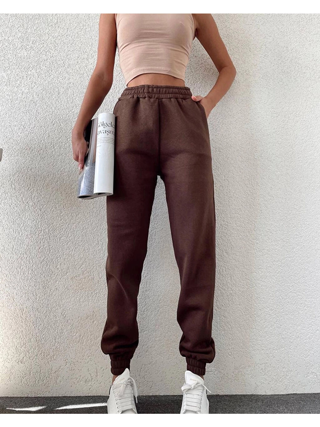 Kadın Kahverengi Cepli Beli Paçası Lastikli 3 İplik Şardonlu Eşofman Altı HZL24W-ZK12321