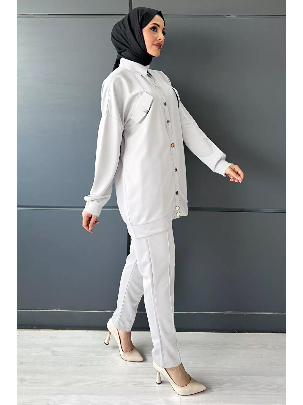 Ekru Üstü Çıtçıt Detaylı Gömlek Pantolon Tesettür İkili Takım-2
