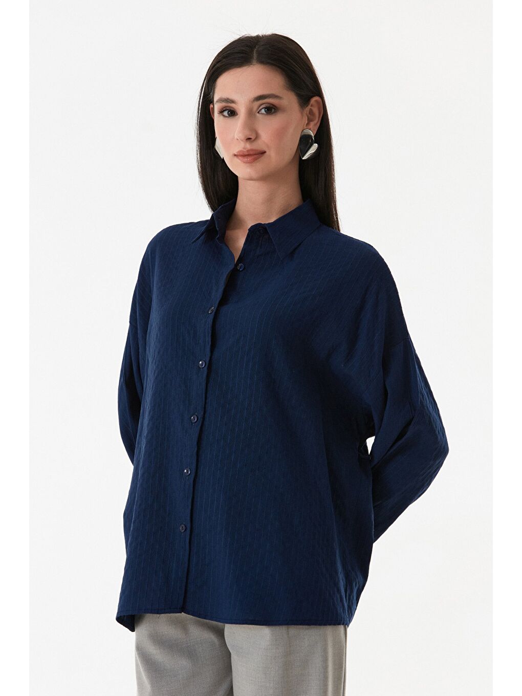 Lacivert Çizgili Arkası Uzun Salaş Gömlek