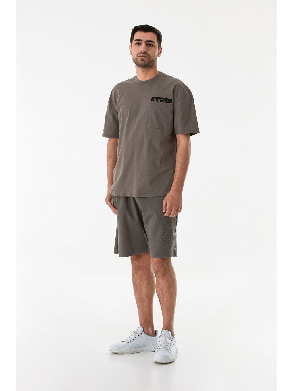 Gri Ideal Baskılı Cep Detaylı Oversize Kısa Kol Tişört-3