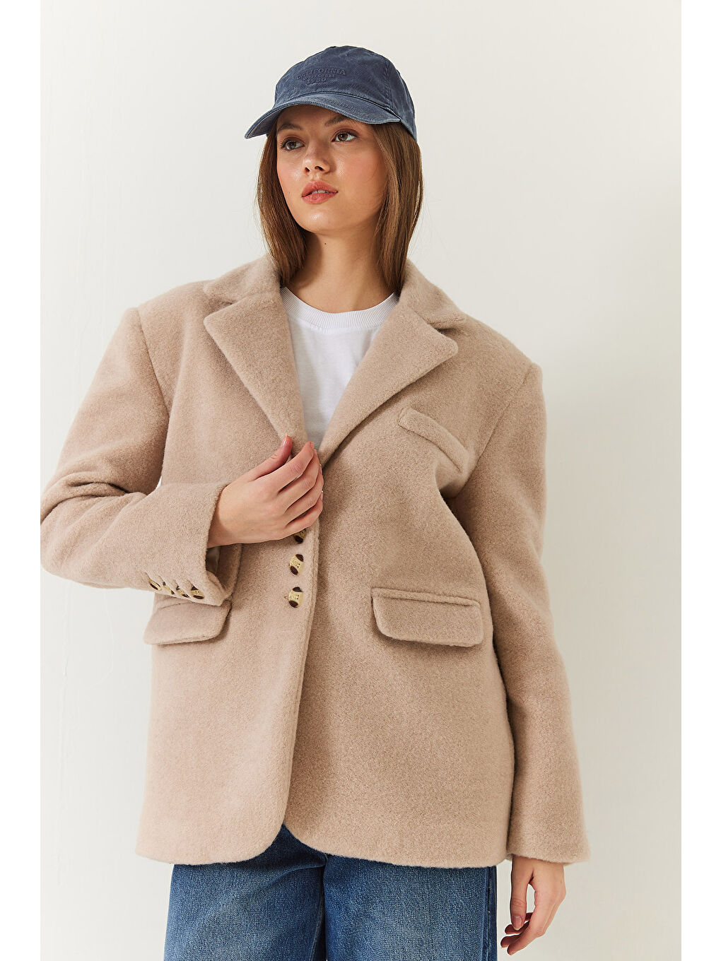 Bej Kadın Kalın Kaşe Blazer Ceket Kısa Kaban-1