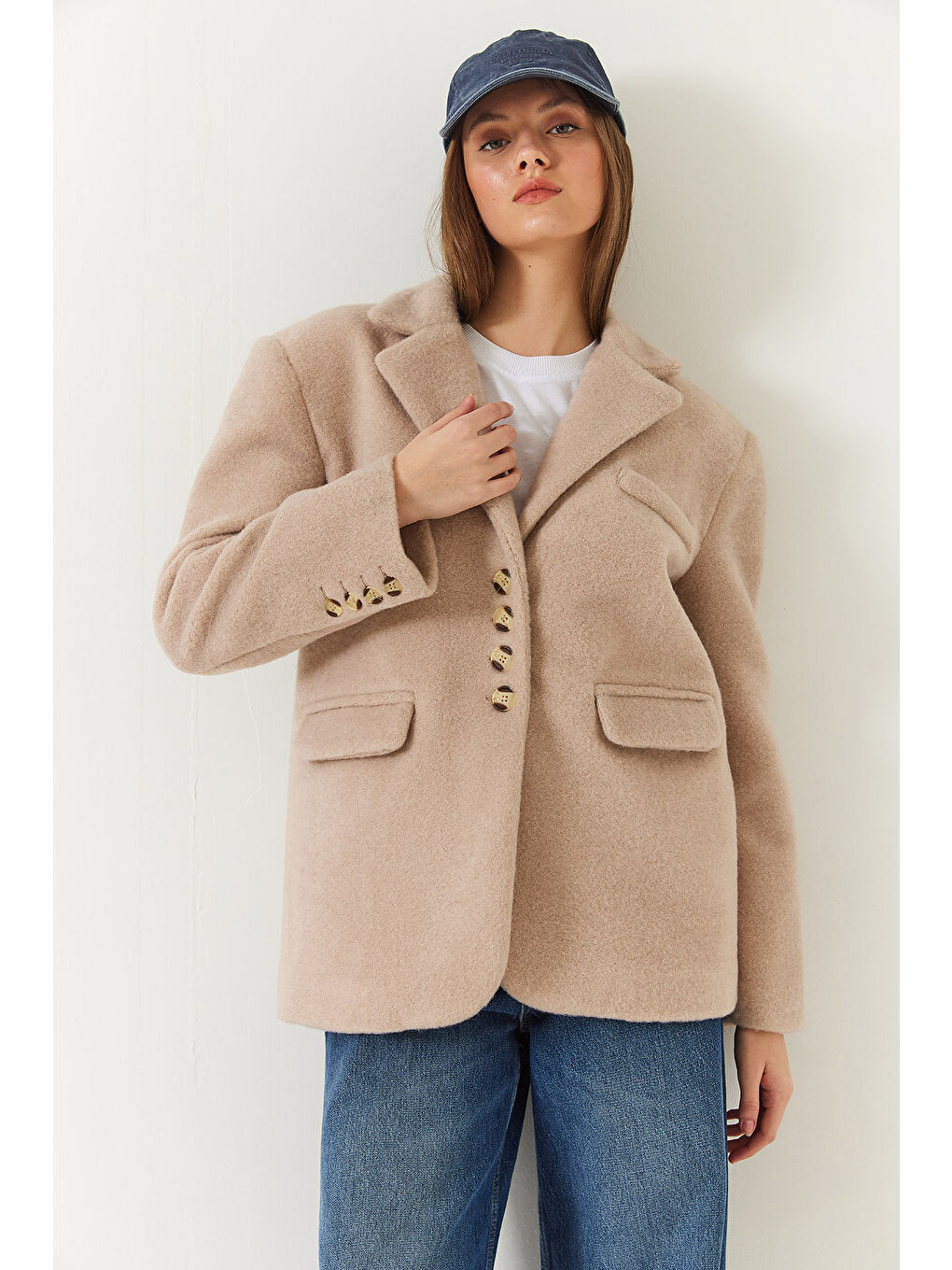 Bej Kadın Kalın Kaşe Blazer Ceket Kısa Kaban-3