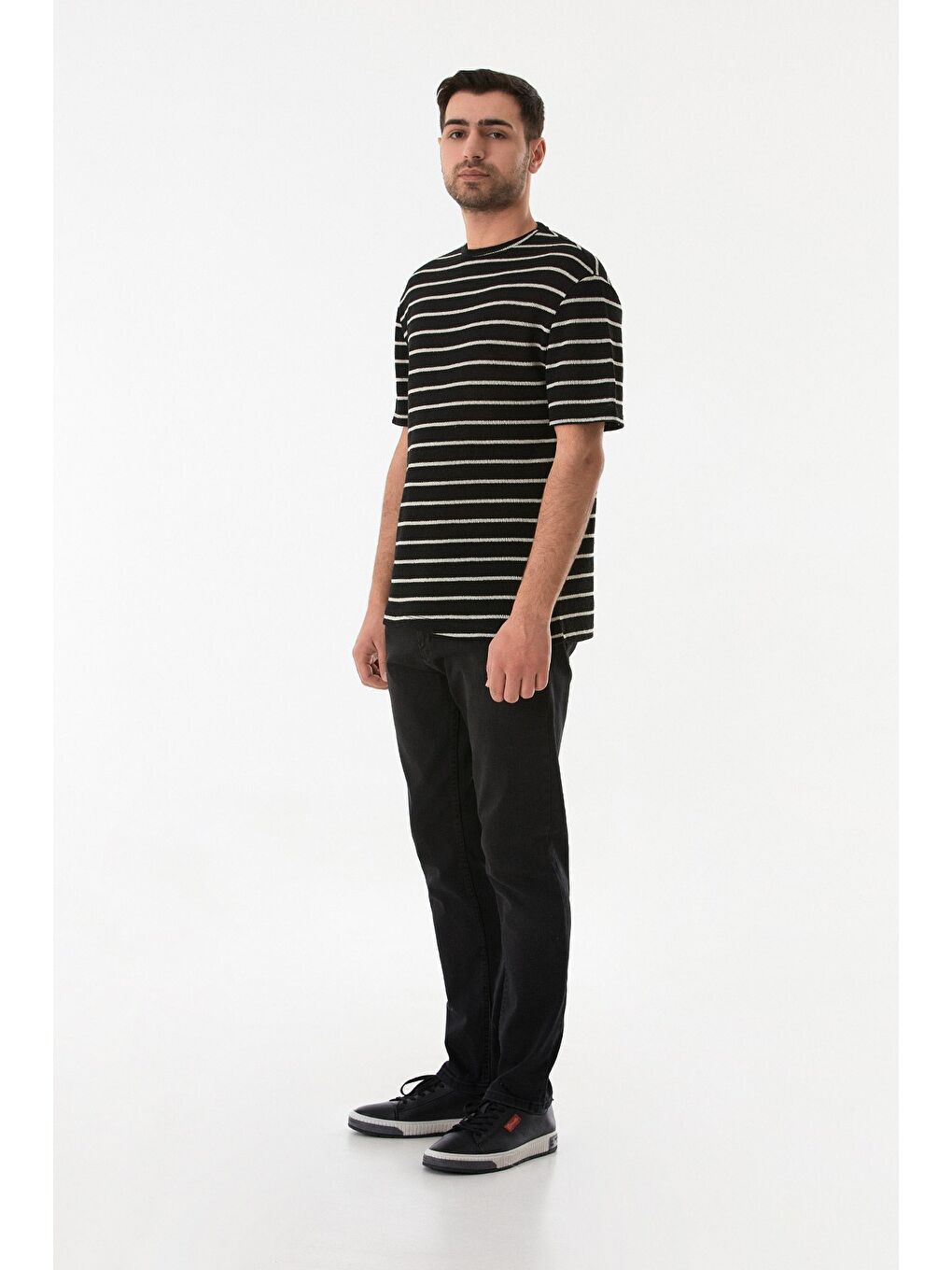 Ekru Çizgili Ajurlu Bisiklet Yaka Triko Tişört-2