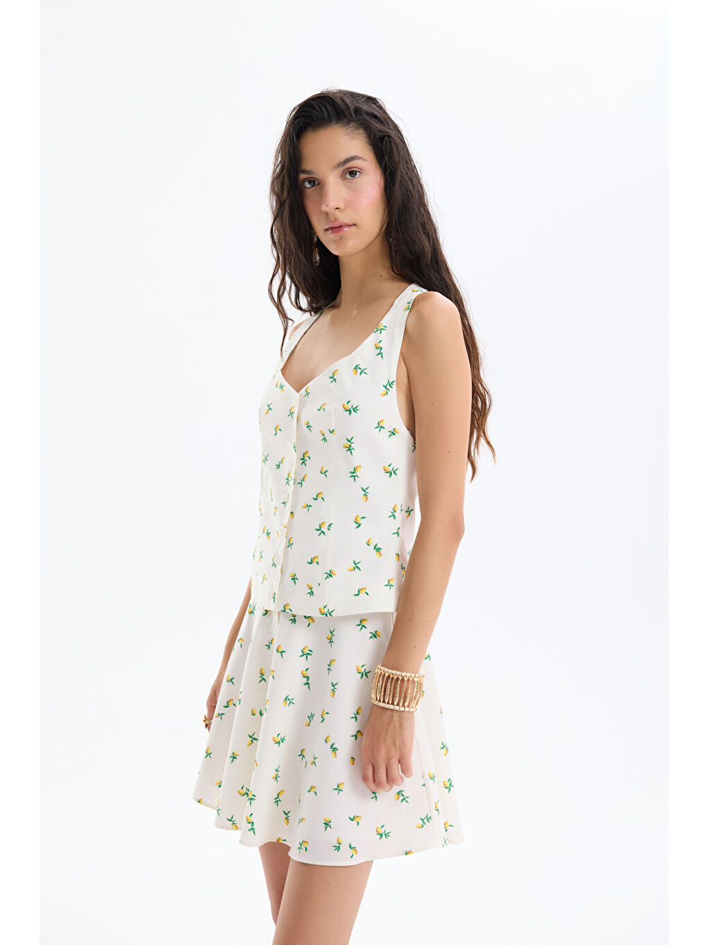 Limonlu Boyundan Bağlamalı Bluz Ekru-3