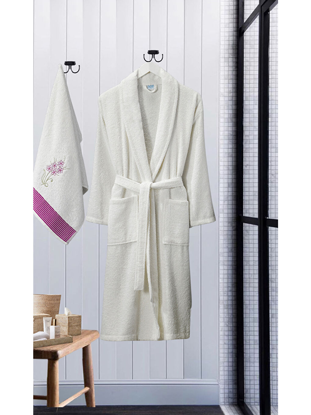 Ekru Bornoz - Nakışlı Havlu Seti Cora Bayan Krem L/XL+45x85cm-2