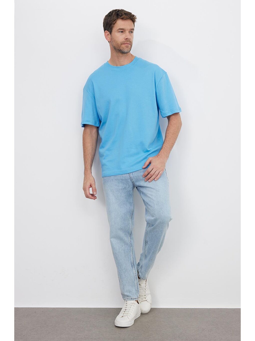 Unisex Oversize Geniş Kesim %100 Pamuk Yumuşak Dokulu Basic Bisiklet Yaka Mavi Tişört-4