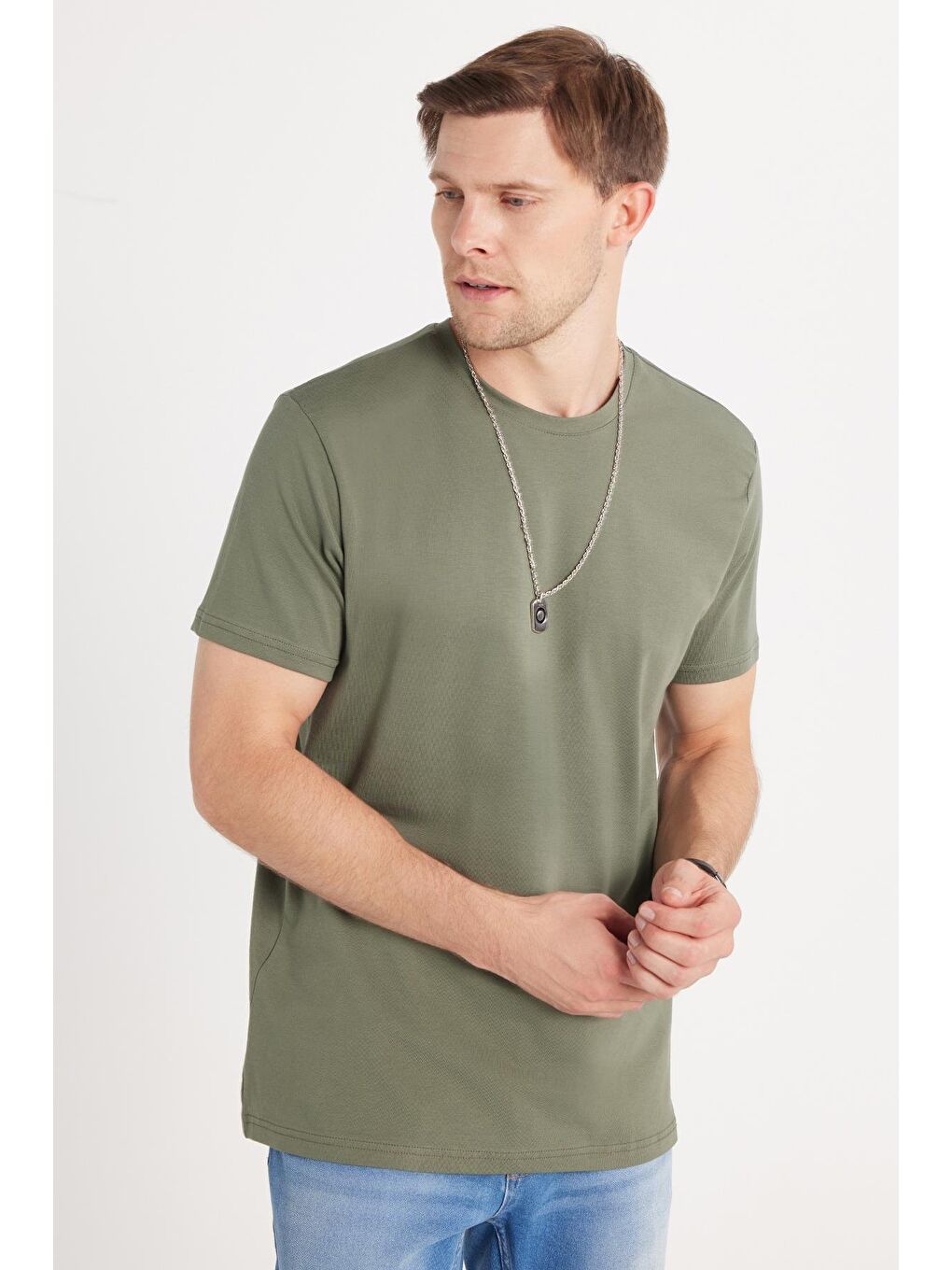 Erkek Slim Fit Dar Kesim Pamuklu Yumuşak Doku Elastanlı Esnek Kumaş Basic Yeşil Bisiklet Yaka Tişört-3