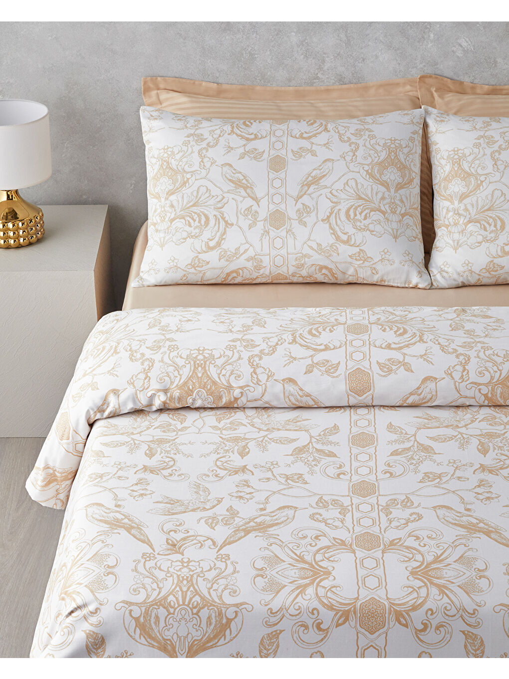 Sarı Dainty Bird Pamuk Saten Çift Kişilik Nevresim Takımı 200x220 cm Gold-2
