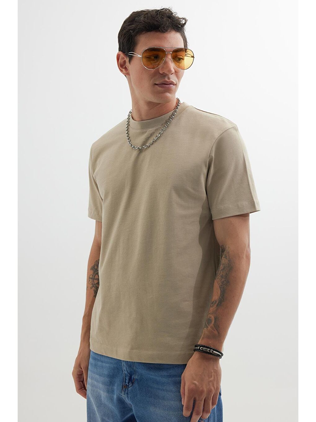 Erkek Regular Fit Klasik Kesim %100 Pamuk Bisiklet Yaka Bej Tişört-1