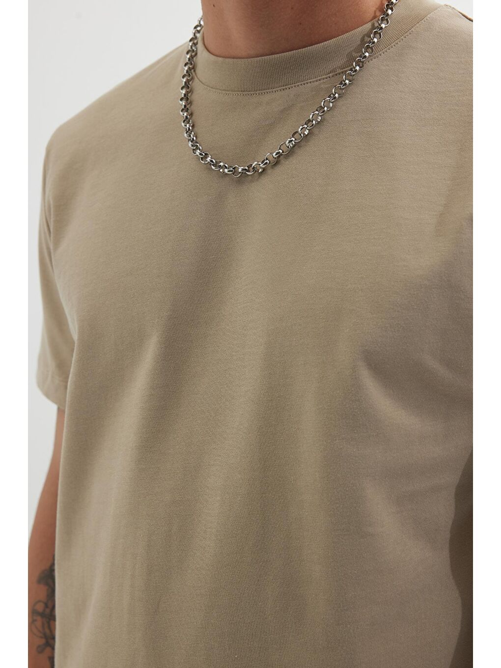 Erkek Regular Fit Klasik Kesim %100 Pamuk Bisiklet Yaka Bej Tişört-2