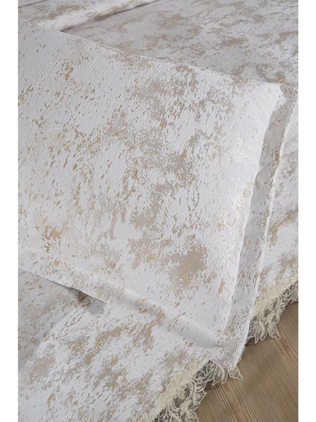 Karışık Fransız Dantelli Valoria Çift Kişilik Yatak Örtüsü 230x250 cm-4