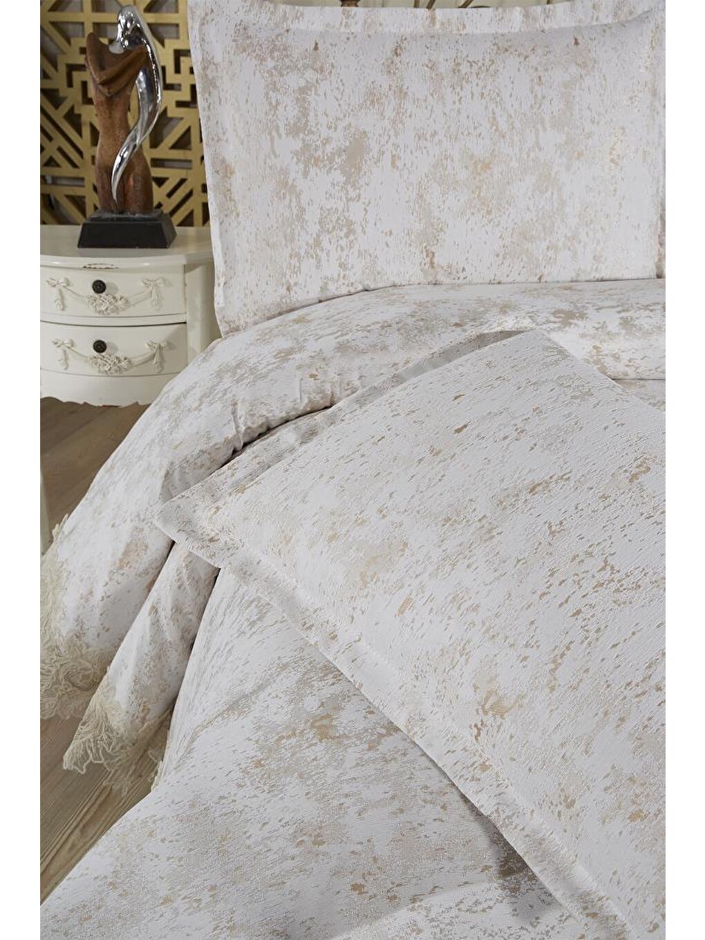 Karışık Fransız Dantelli Valoria Çift Kişilik Yatak Örtüsü 230x250 cm-6