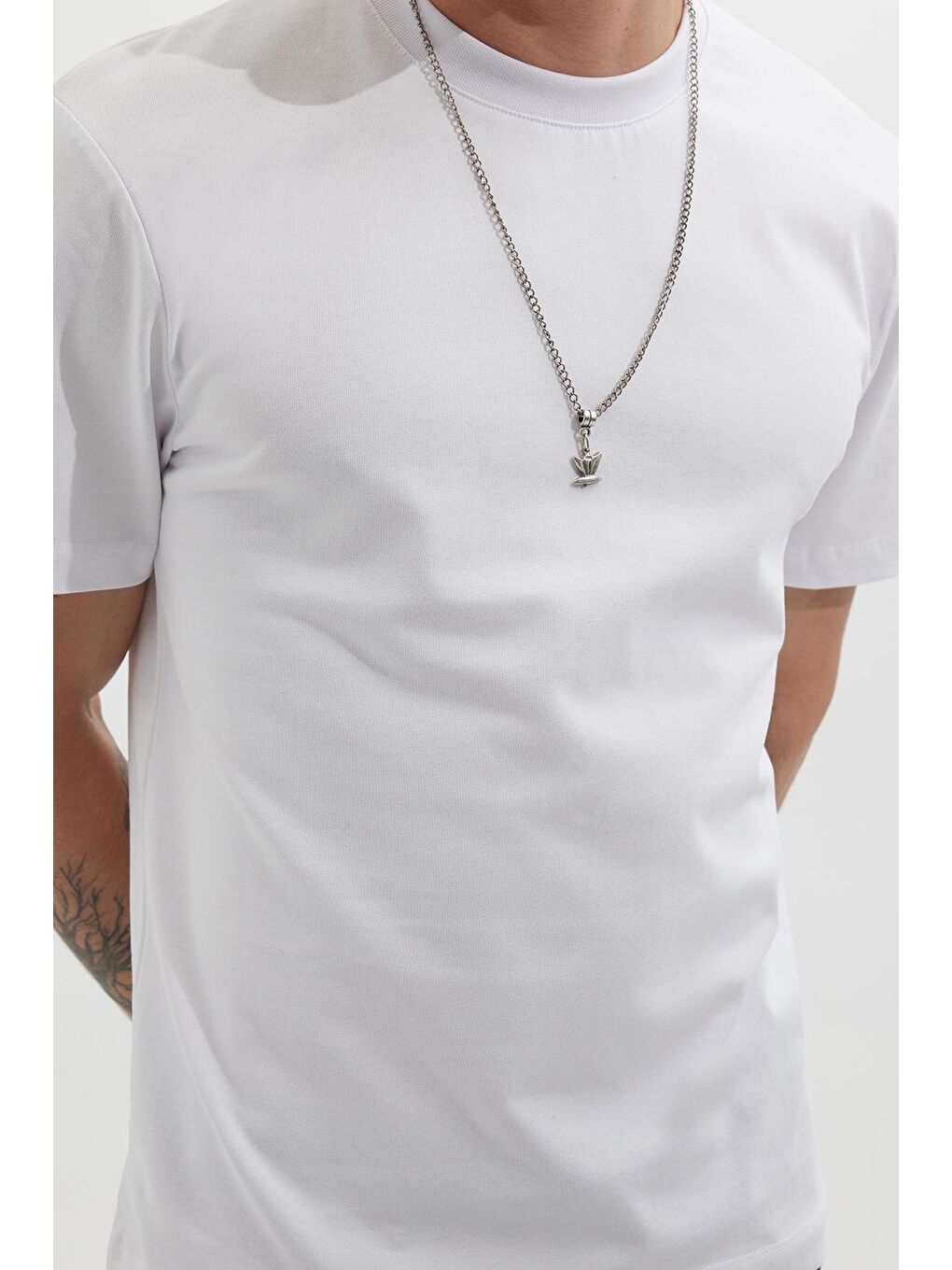 Erkek Regular Fit Klasik Kesim %100 Pamuk Bisiklet Yaka Beyaz Tişört-2