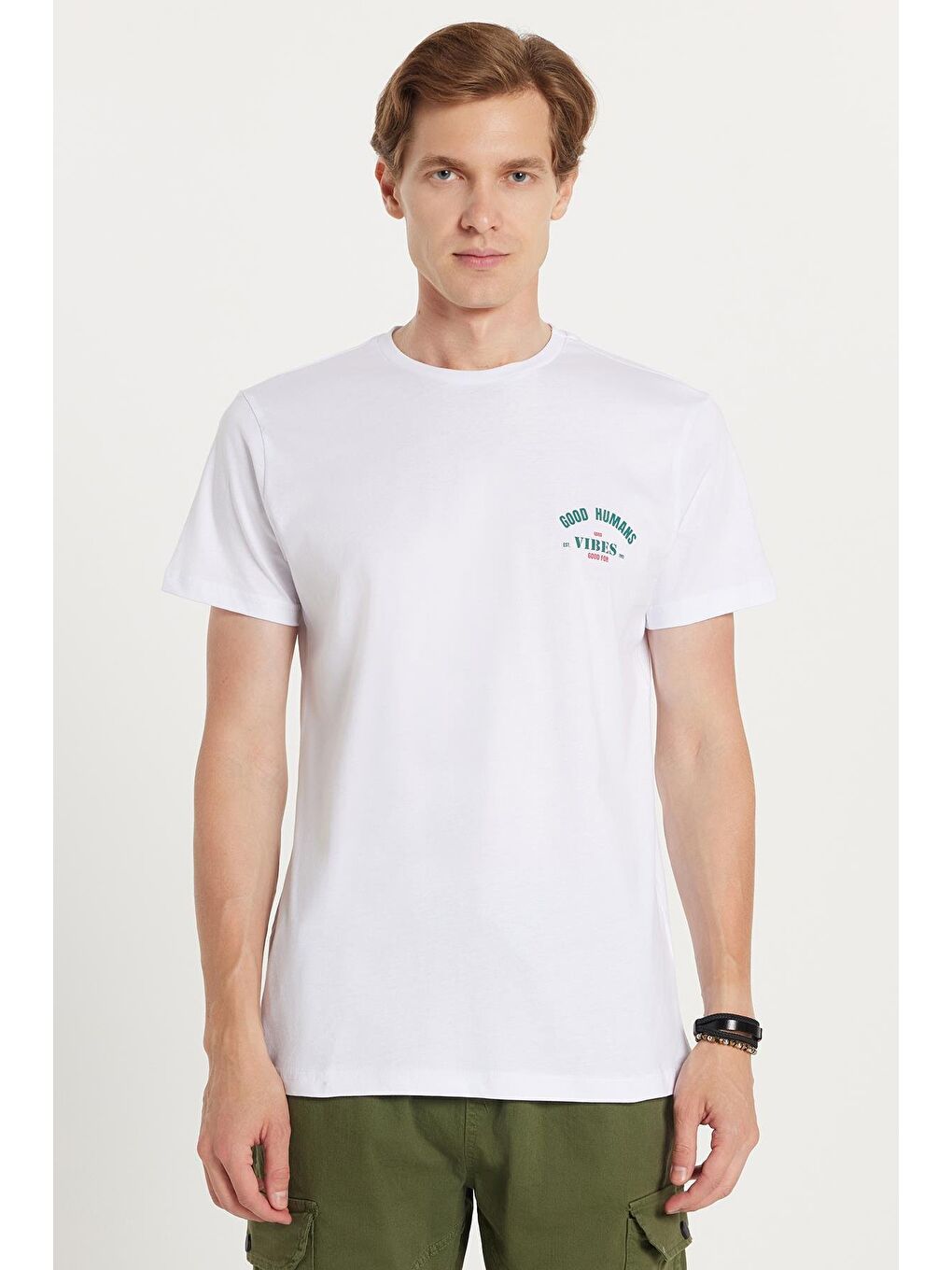 Erkek Slim Fit Dar Kesim %100 Pamuk Yumuşak Dokulu Baskılı Beyaz Bisiklet Yaka Tişört