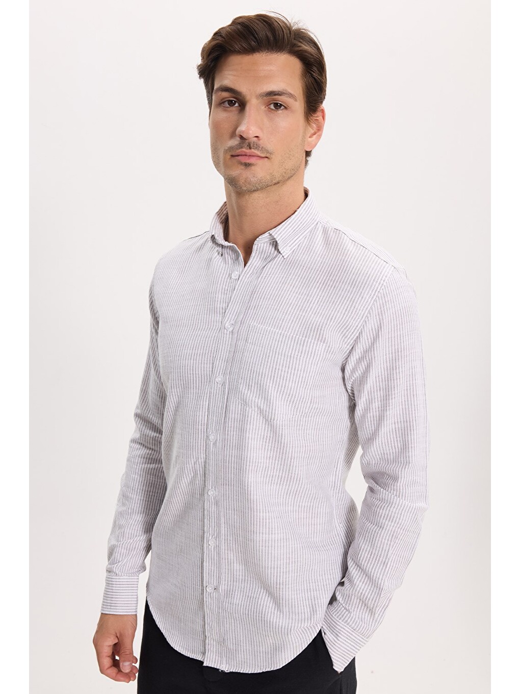 Erkek Slim Fit Dar Kesim %100 Pamuk Düğmeli Yaka Çizgili Uzun Kollu Cepli Keten Efektli Haki Gömlek-3