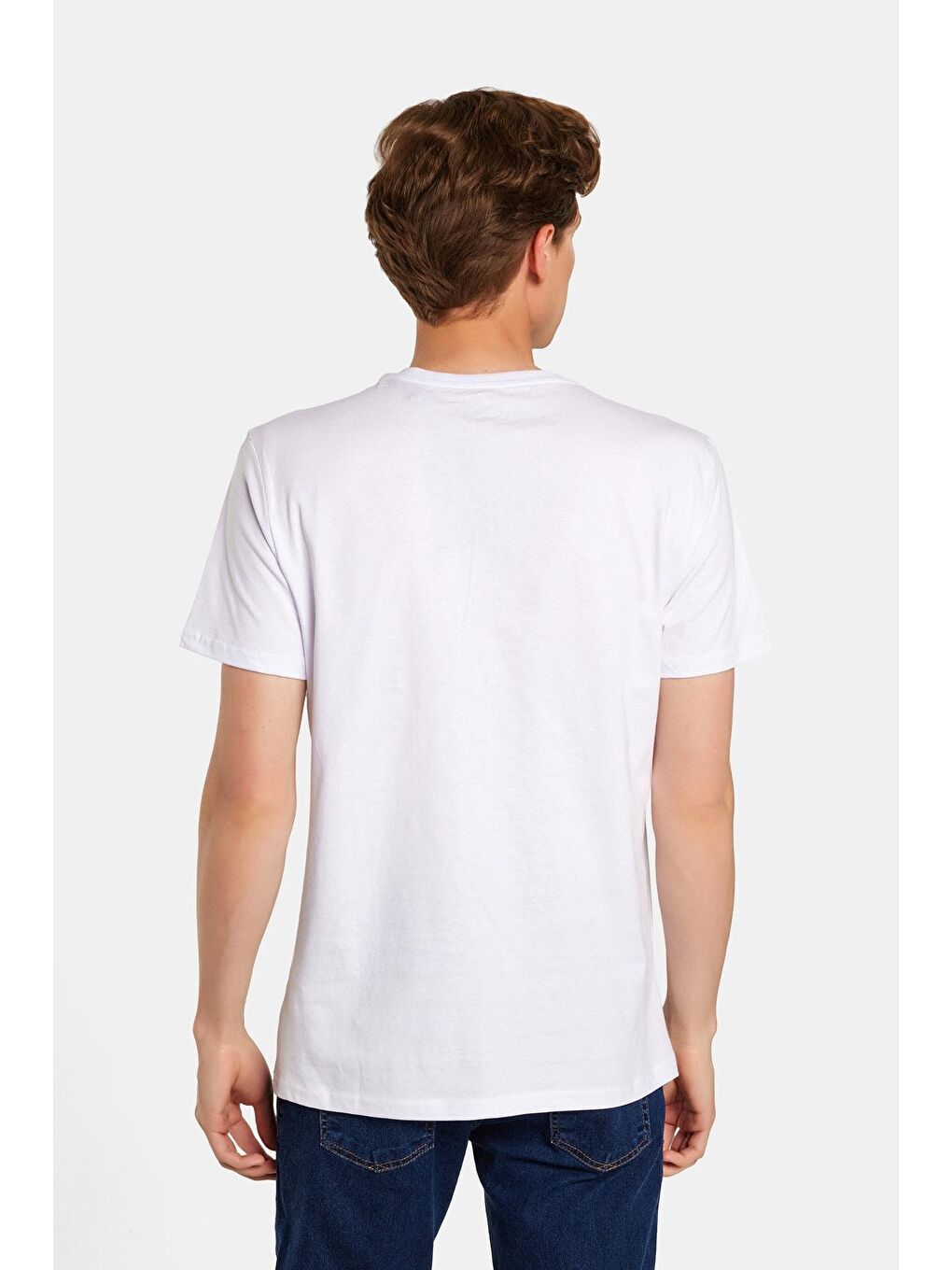 Beyaz Erkek Slim Fit Dar Kesim %100 Pamuk Yumuşak Dokulu Baskılı Siyah Bisiklet Yaka Tişört-4