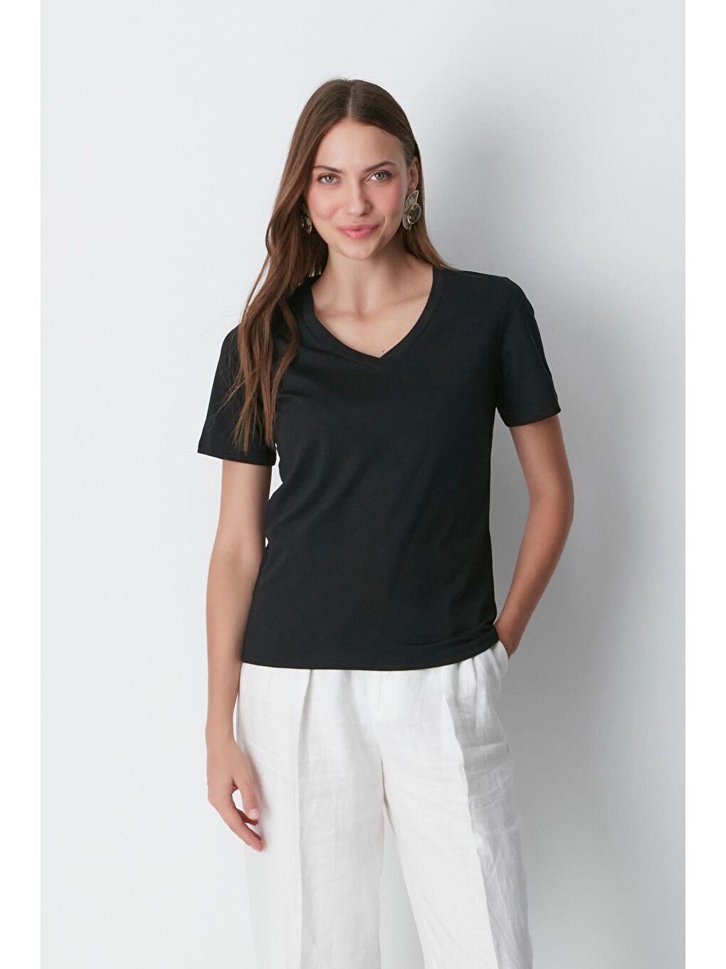 V Yaka Kısa Kol 2'li Basic T-Shirt 962 Siyah-3