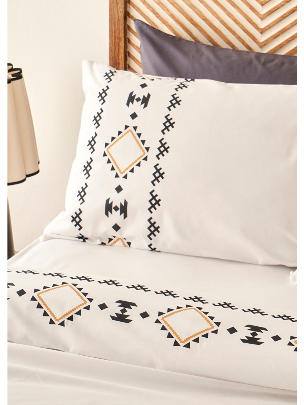 %100 Pamuk Saten Kamila King Size Nevresim Takımı Beyaz (240x220 cm)-1