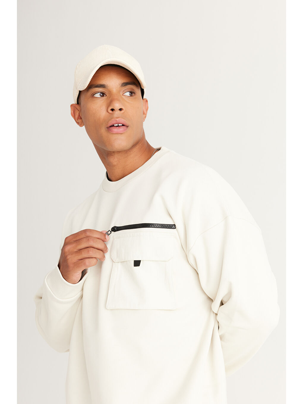 Erkek Bej Oversize Bol Kesim Bisiklet Yaka %100 Pamuk Sweatshirt-3