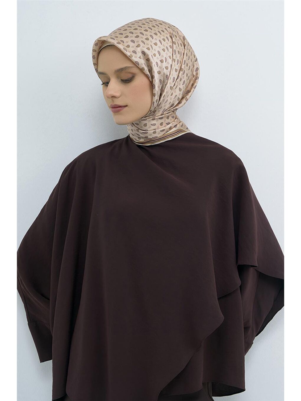 Bej Saf İpek Twill Eşarp 9548D 35-1