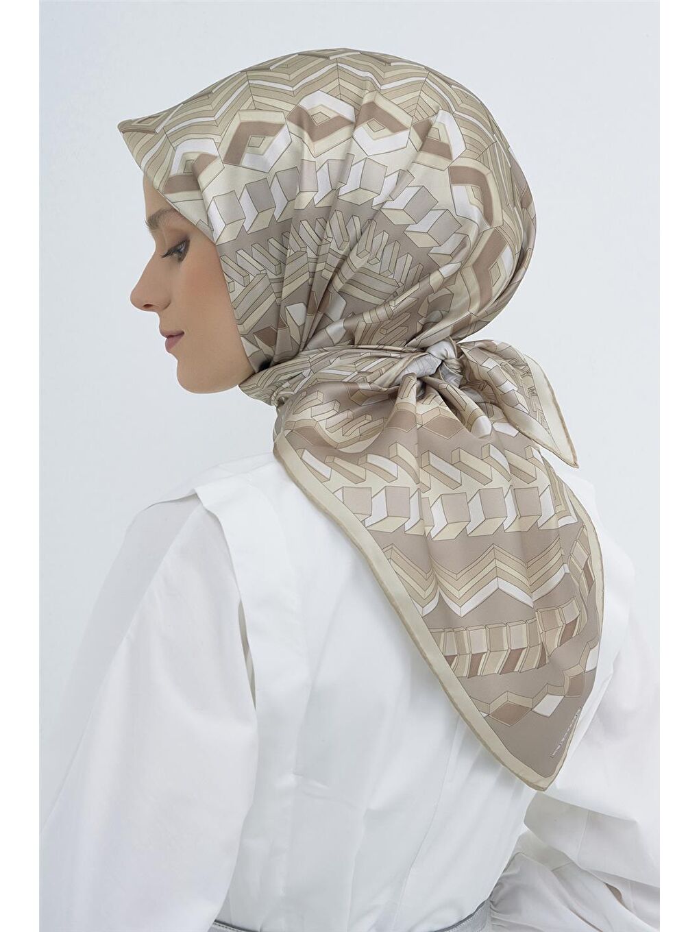 Bej Saf İpek Twill Eşarp 9542D 86-4