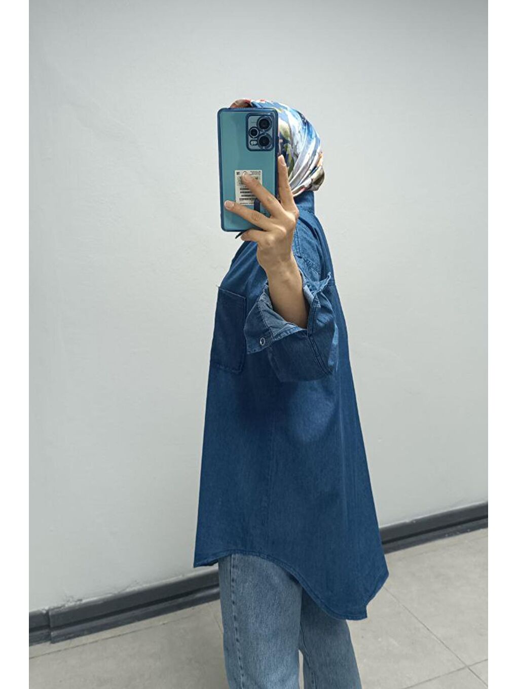 Kadın Mavi Çift Cepli Çıtçıt Düğmeli Oversize Denim Gömlek-3