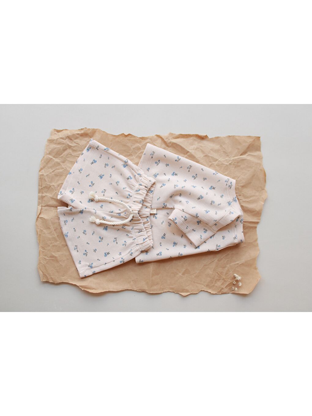 Ekru Mavi Çiçek Baskılı Waffle Şort Takım-7