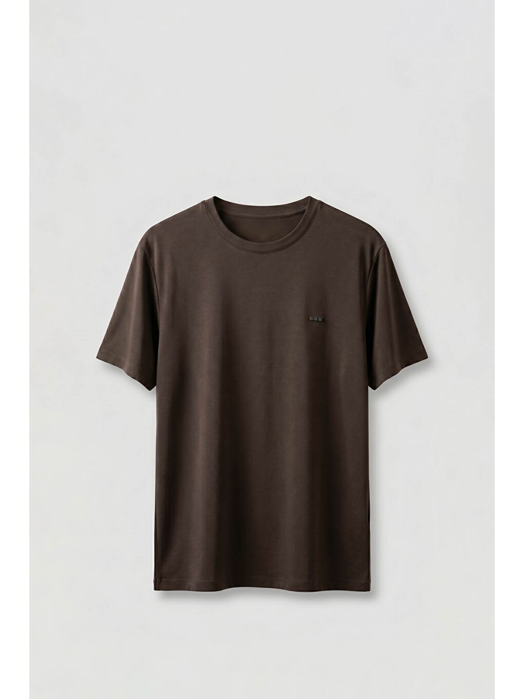 Erkek Slim Fit Bisiklet Yaka Basic T-Shirt Kahverengi