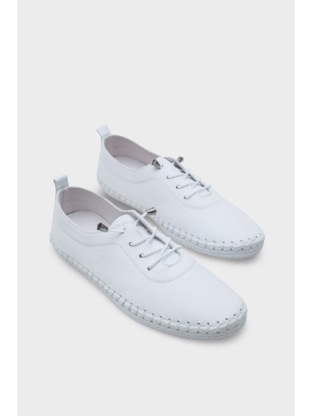 Beyaz Fina Hakiki Deri Soft Konfor Tabanlı Kadın Sneaker-1