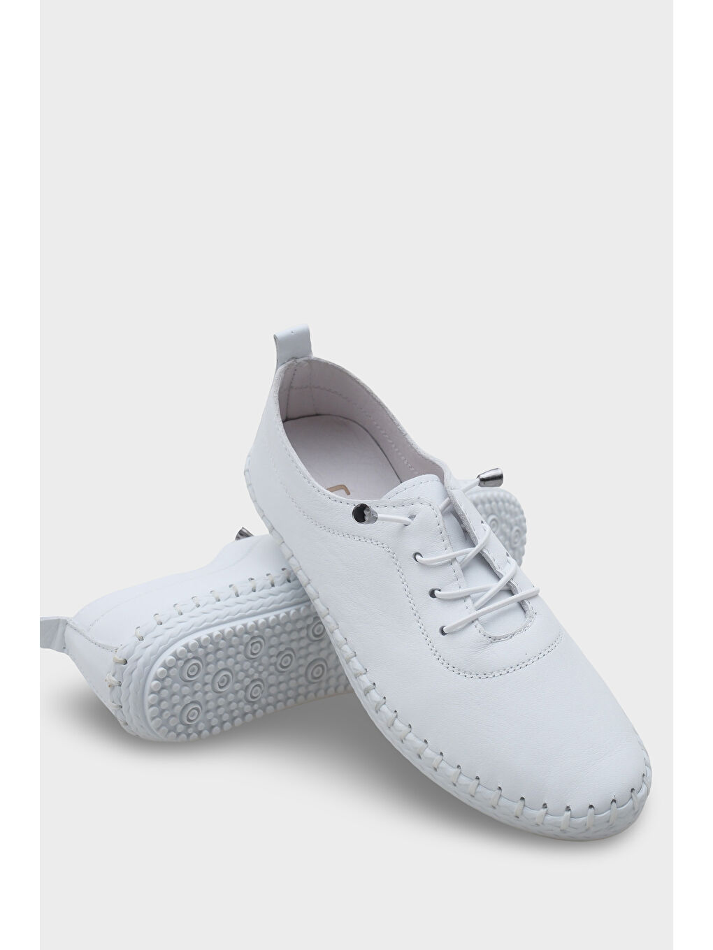 Beyaz Fina Hakiki Deri Soft Konfor Tabanlı Kadın Sneaker-3