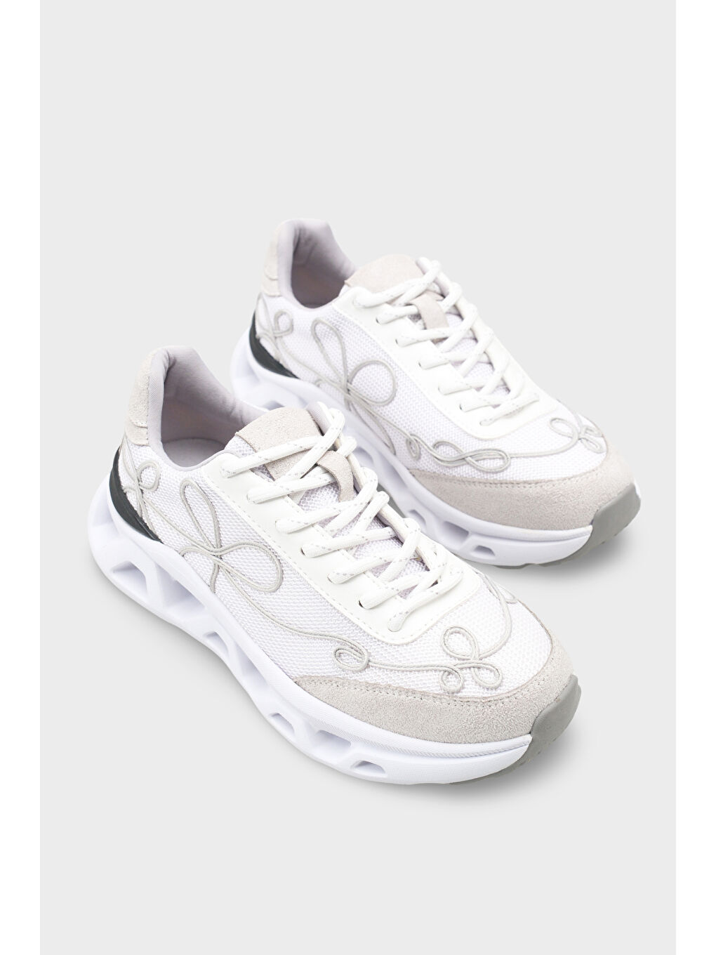 Beyaz Ruth Fileli Havalı Tabanlı Konfor Kadın Spor Ayakkabı Sneaker-2