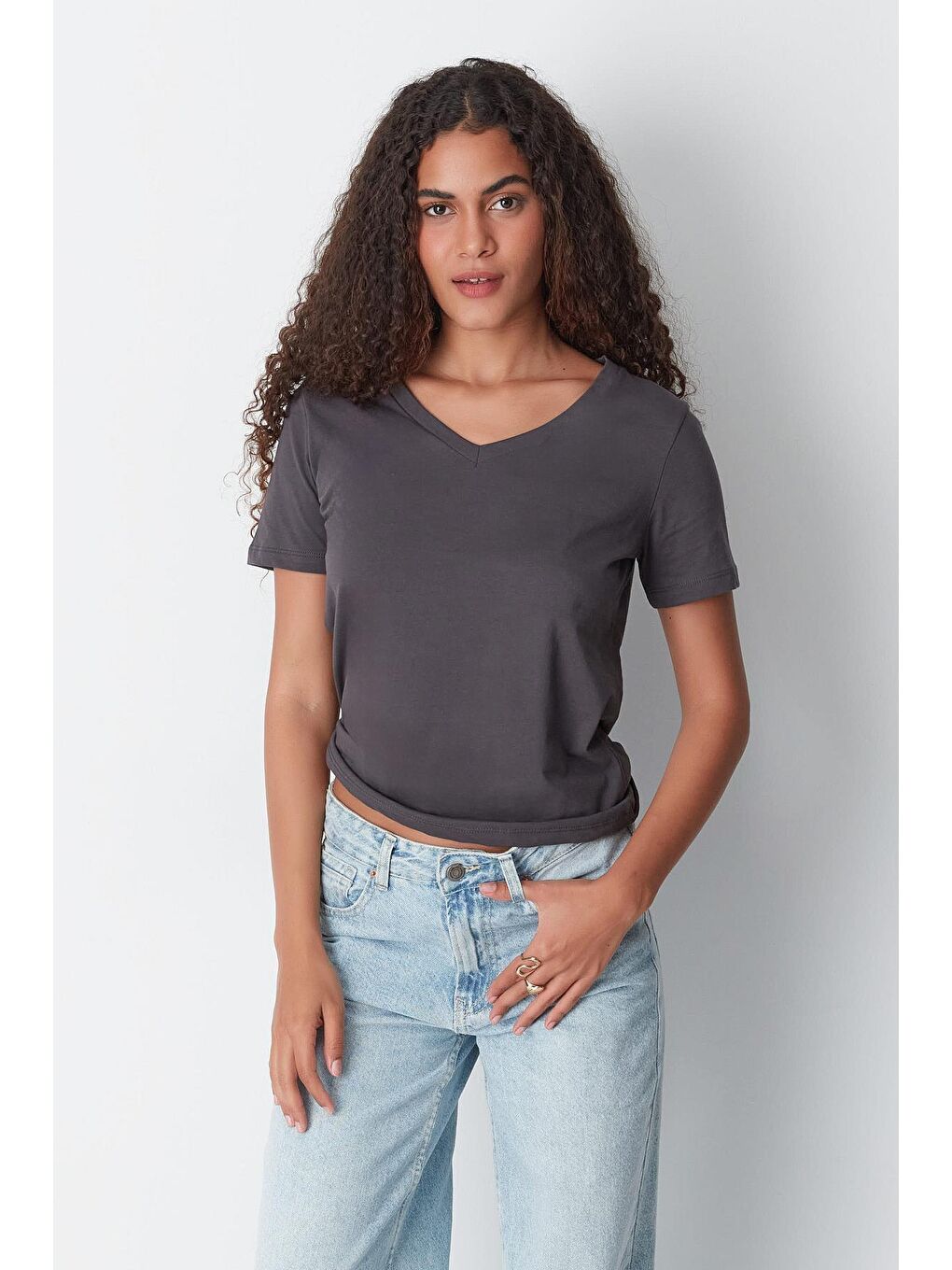 Gri V Yaka Kısa Kol 2'li Basic T-Shirt 962 Füme/Bordo-5