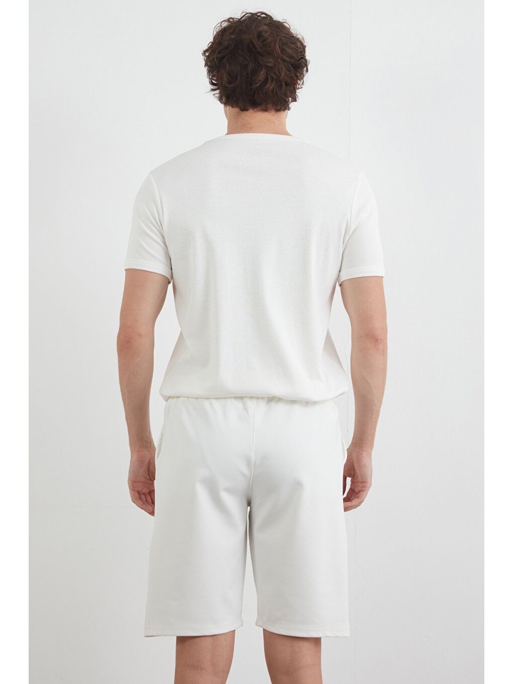 Ekru Beli Bağlamalı Cepli Şort-2